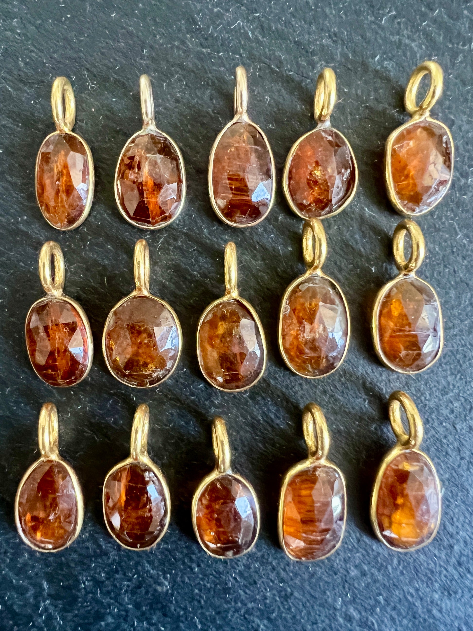 Kyanite Orange Sertie