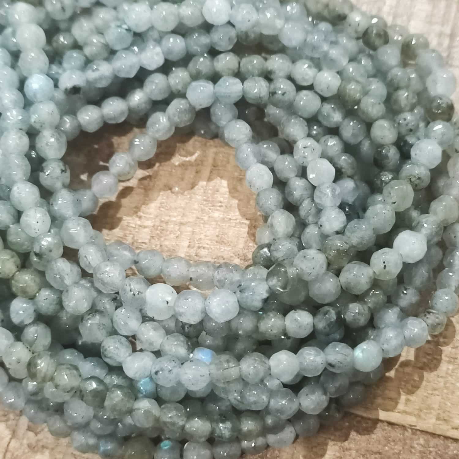 Labradorite facettée 4mm