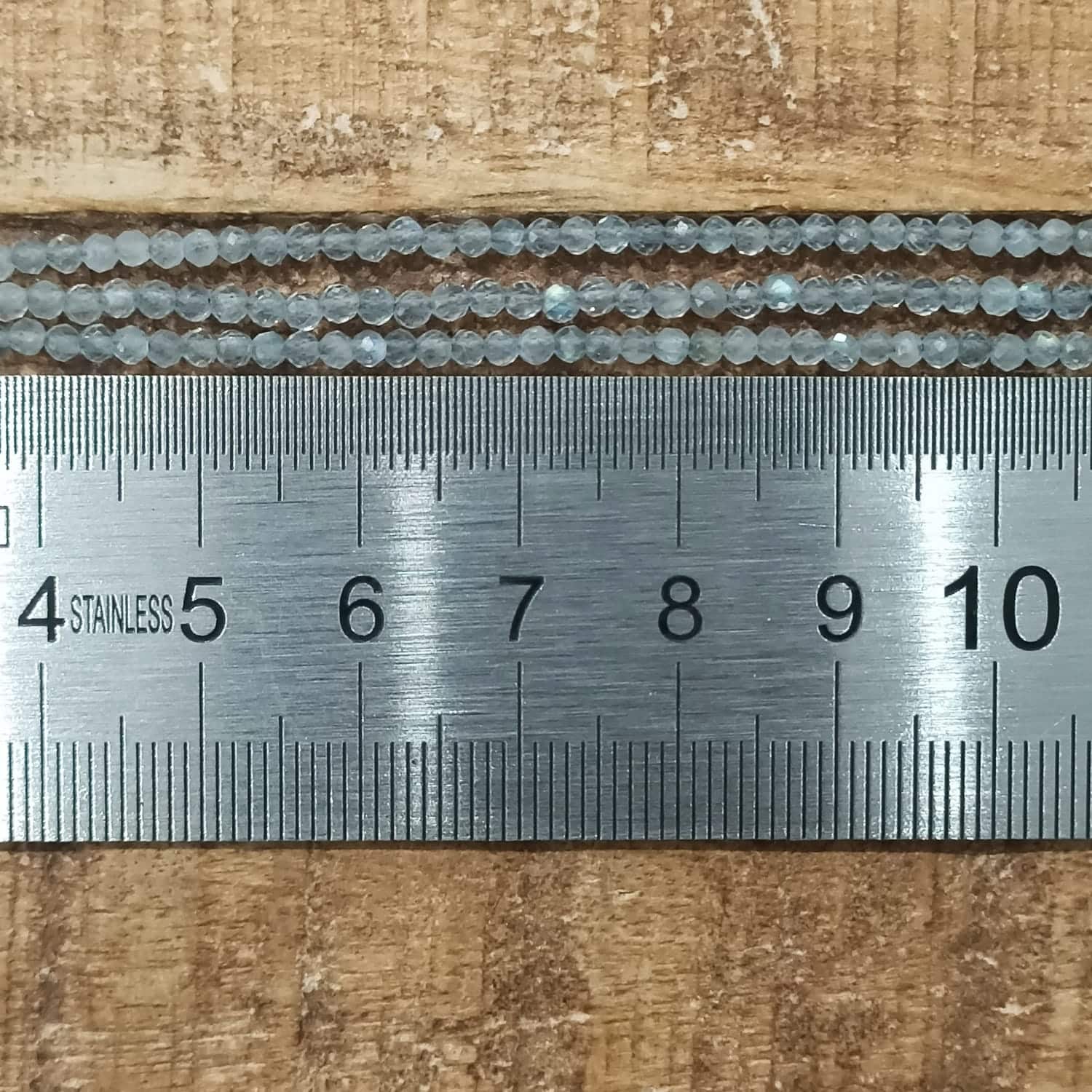 Labradorite facettée 4mm 1