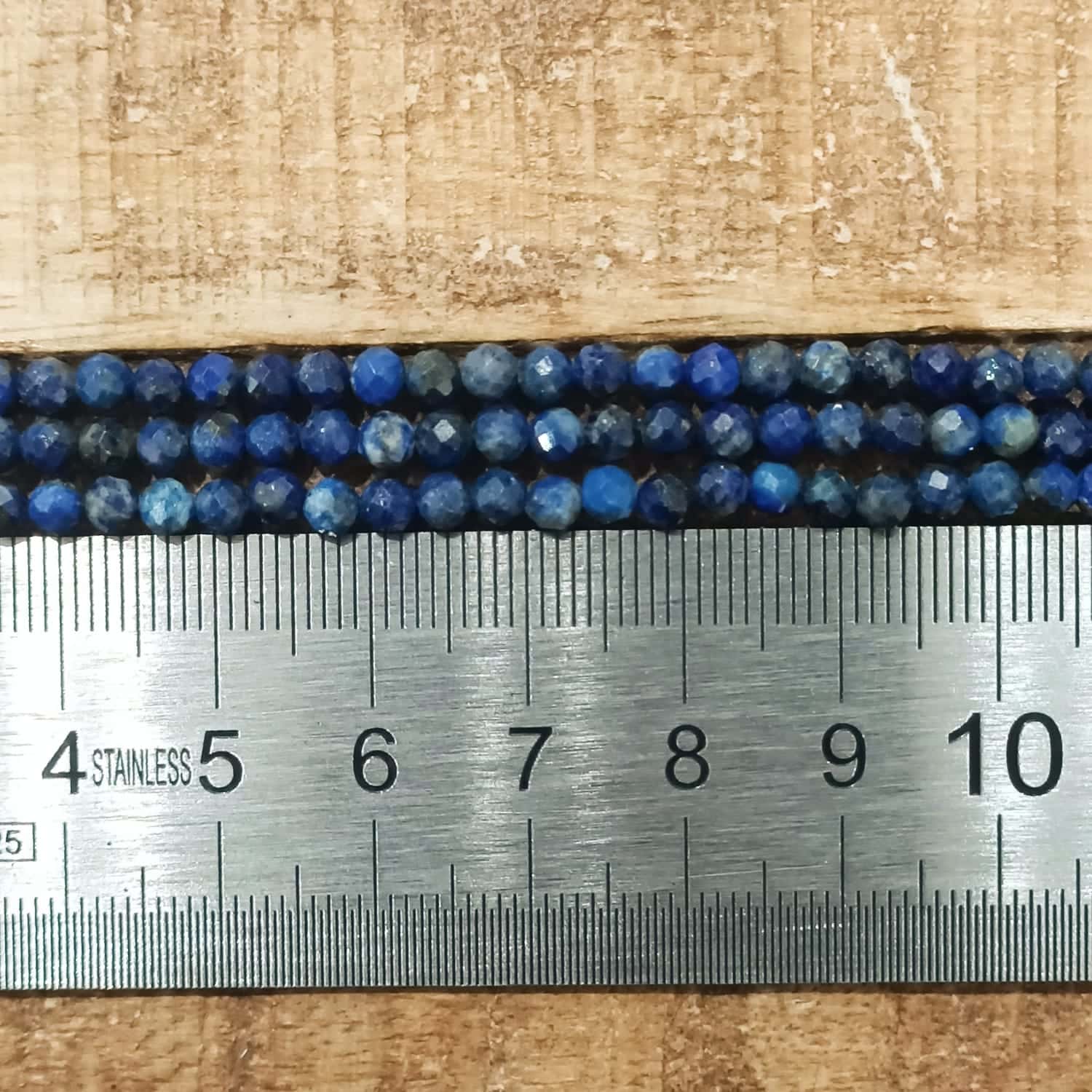 Lapis Lazuli facetté 4mm 1