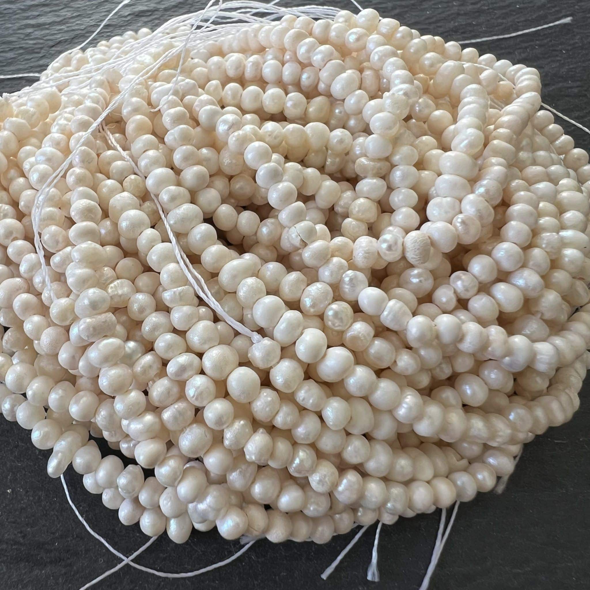 Mini Perles de Cultures d'Eau Douce Mate