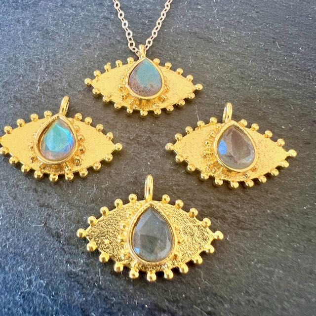 Nouveau Talisman Oeil Labradorite 2