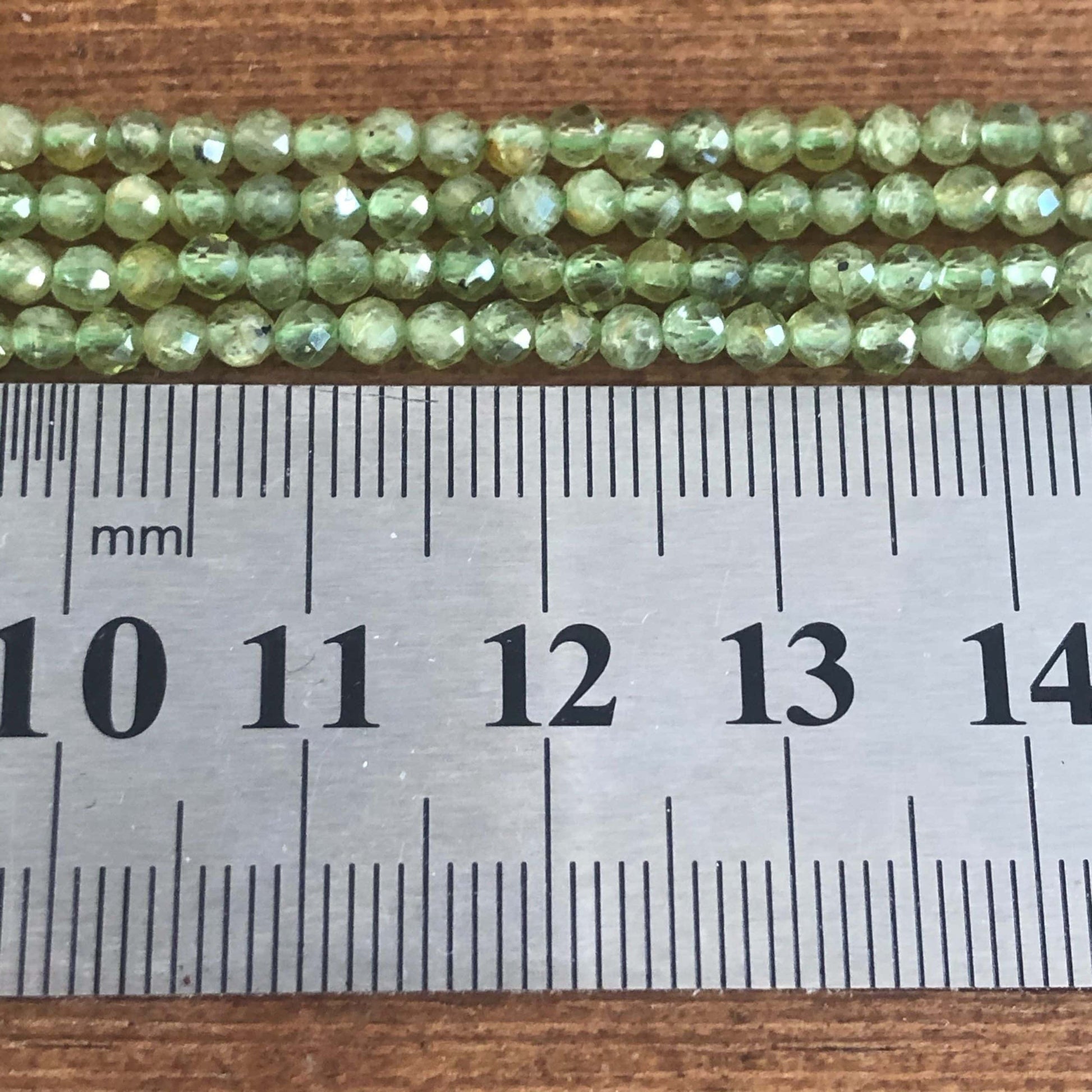 Péridot facetté 3mm 1