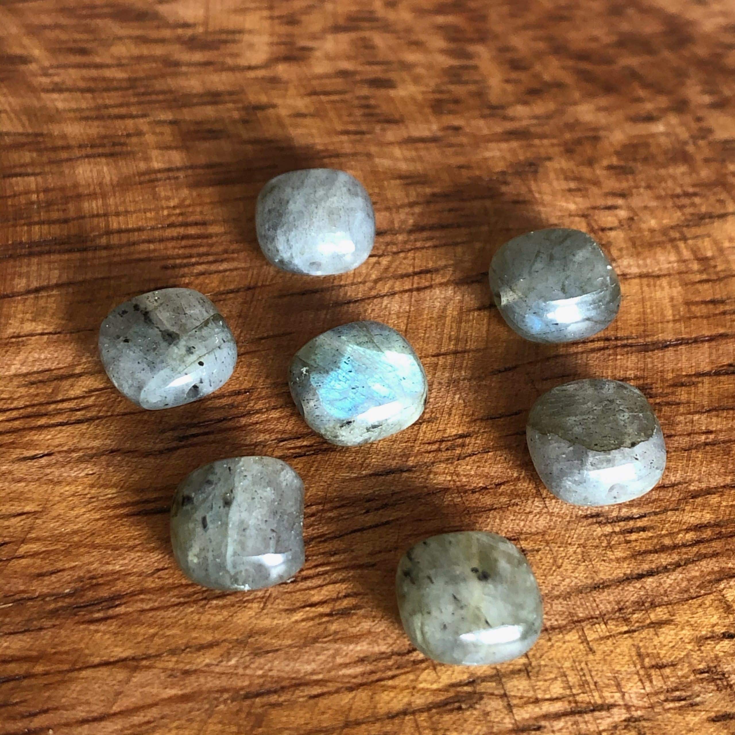 Perle carrée en Labradorite 8x8mm