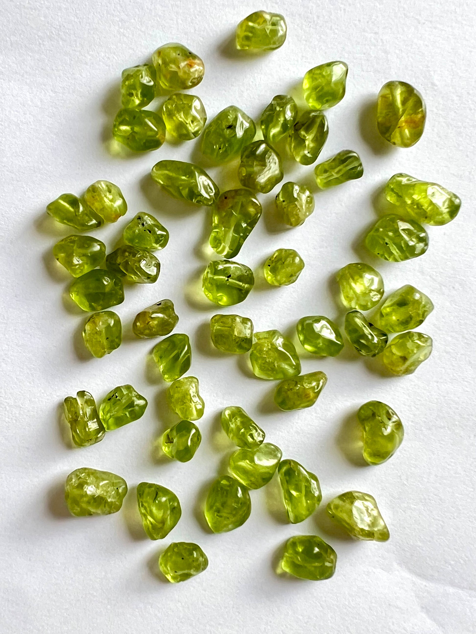 Perle de pépites en Péridot