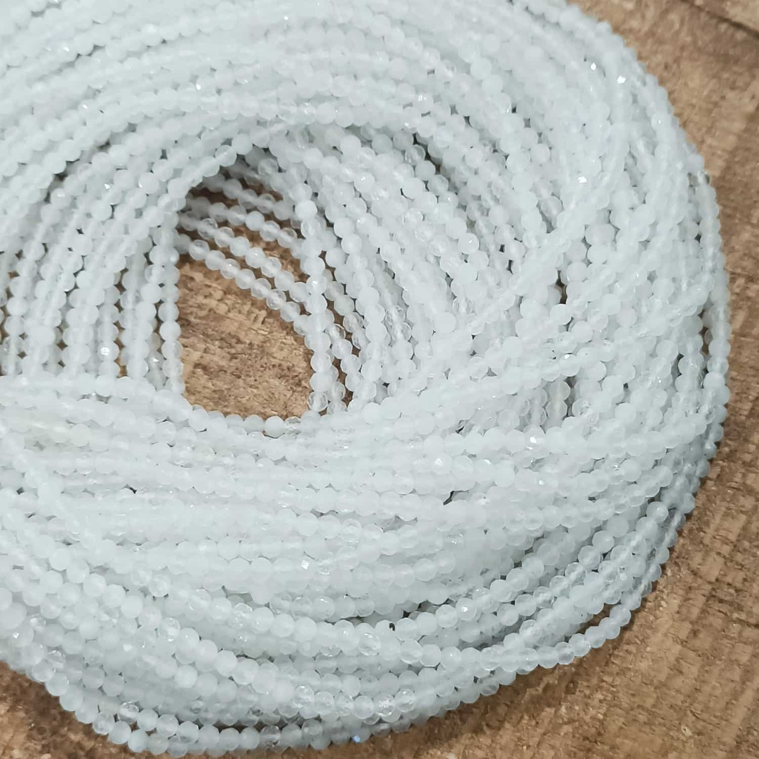 Pierre de Lune facettée 2mm