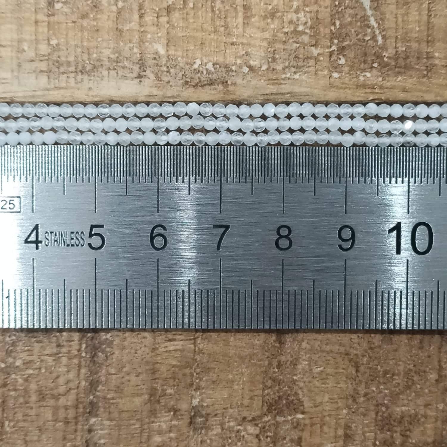 Pierre de Lune facettée 2mm 1