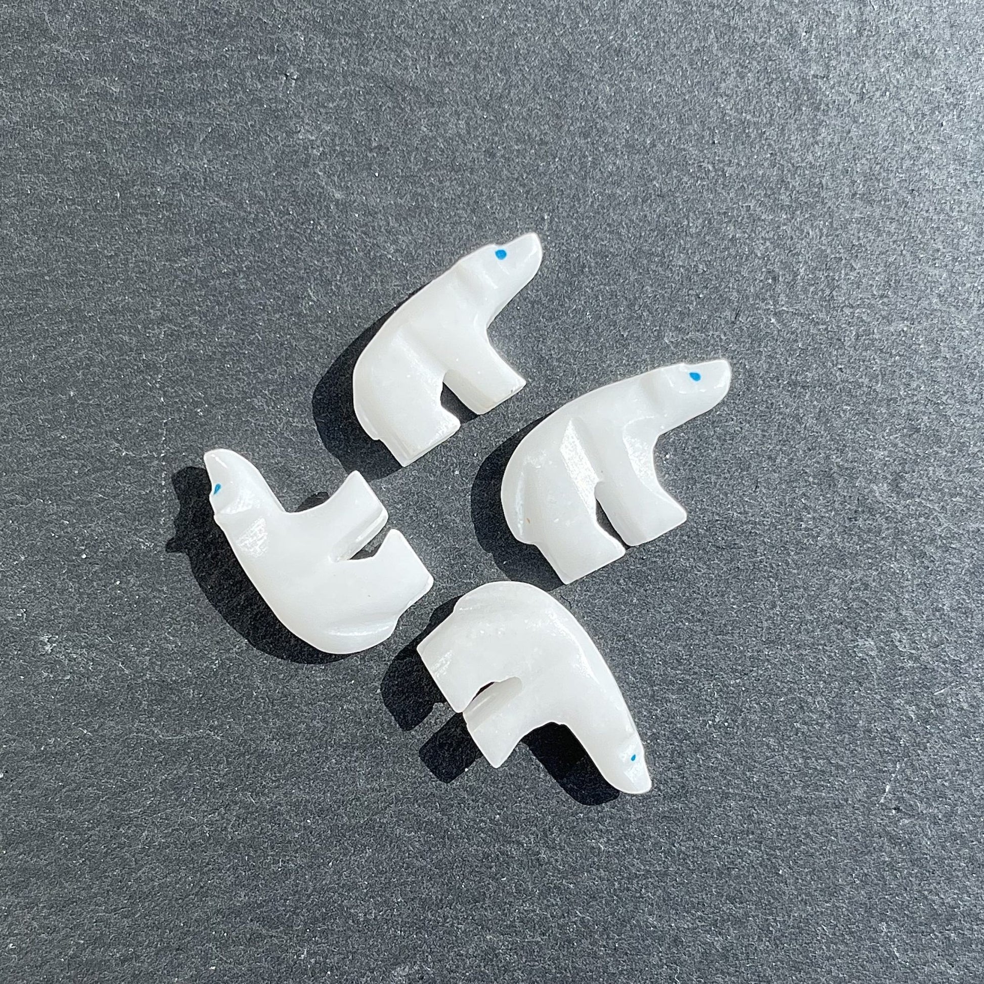 Totems Ours Blanc