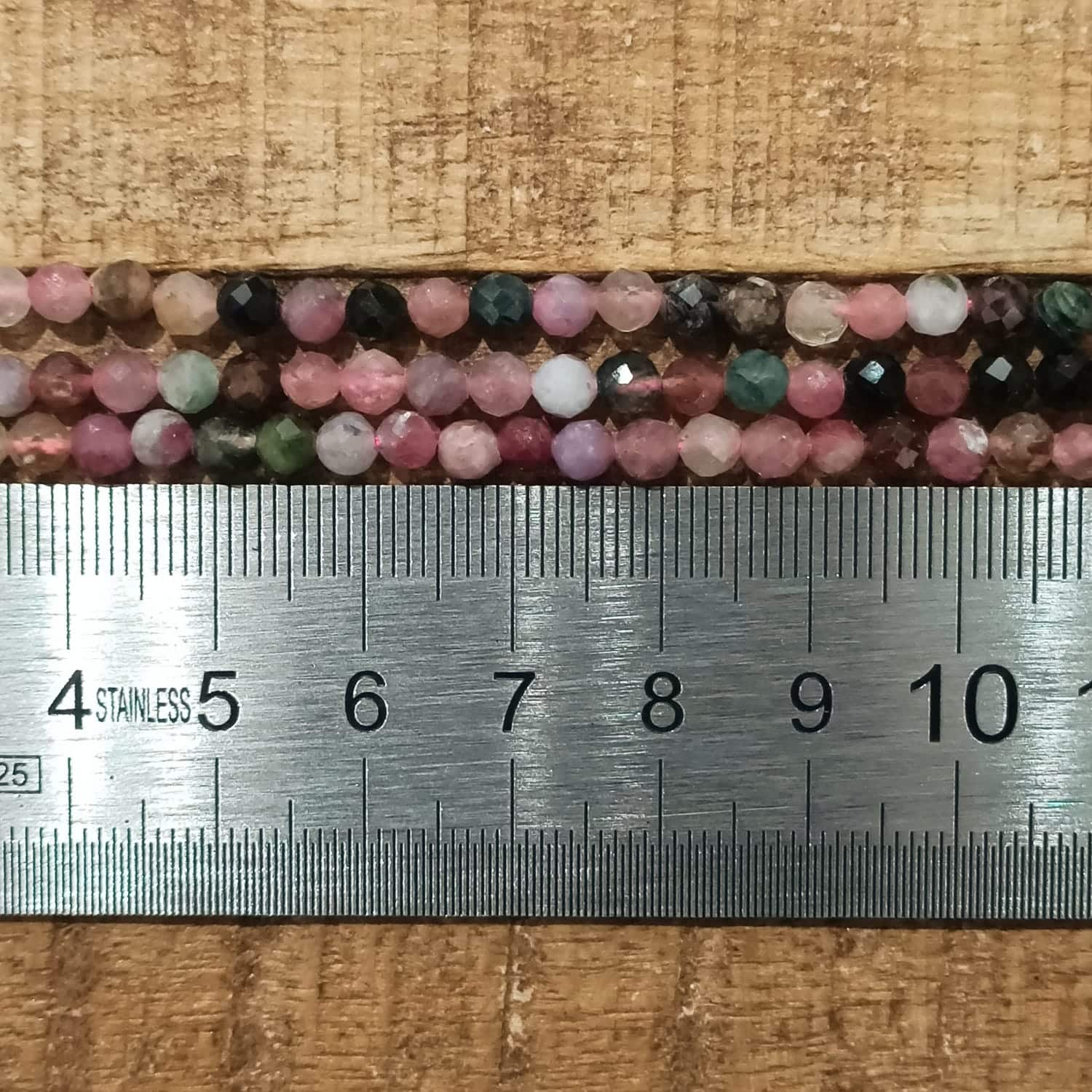 Tourmaline facettes 4mm 1