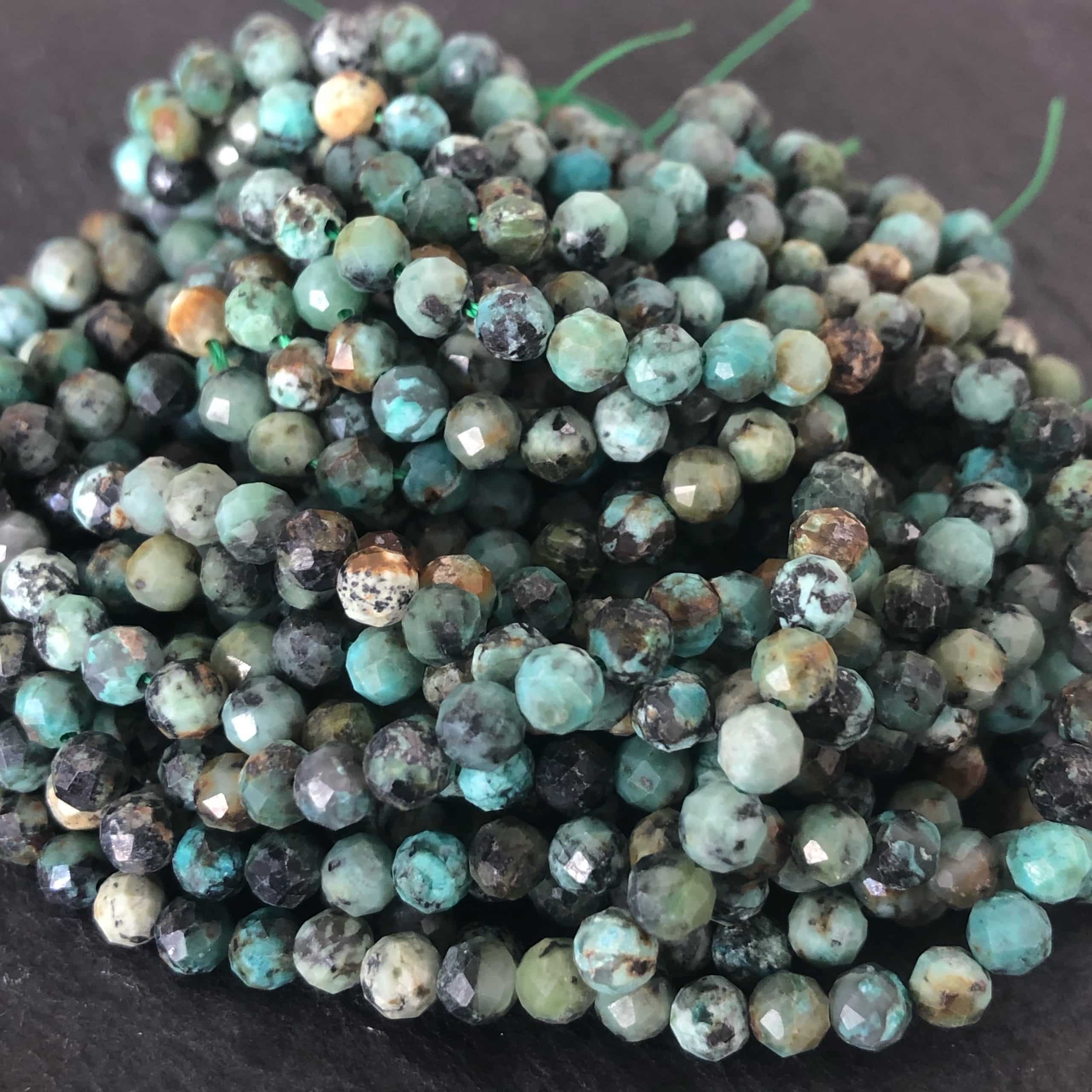 Turquoise Africaine facettée 4mm