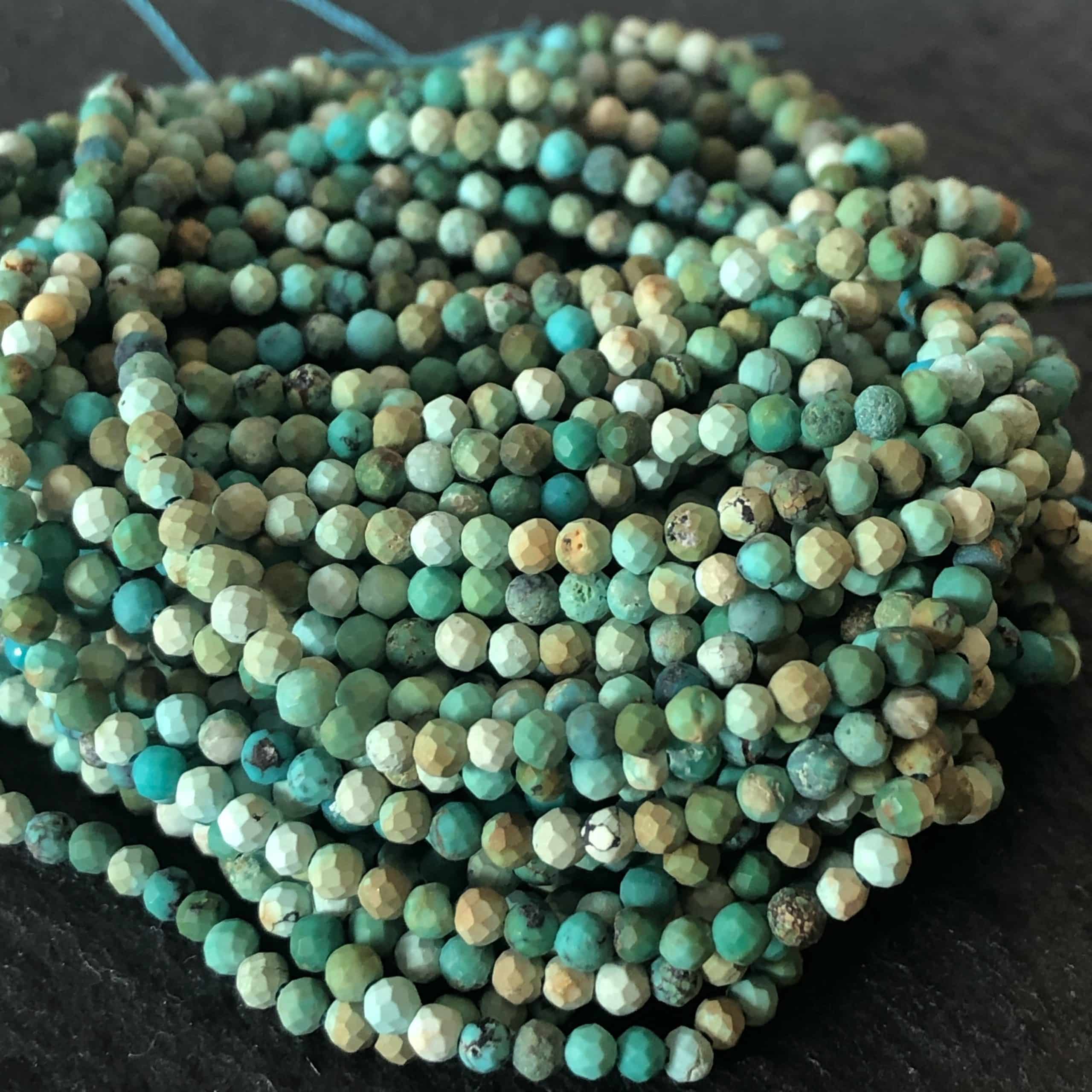 Turquoise naturelle 2mm (N°3)