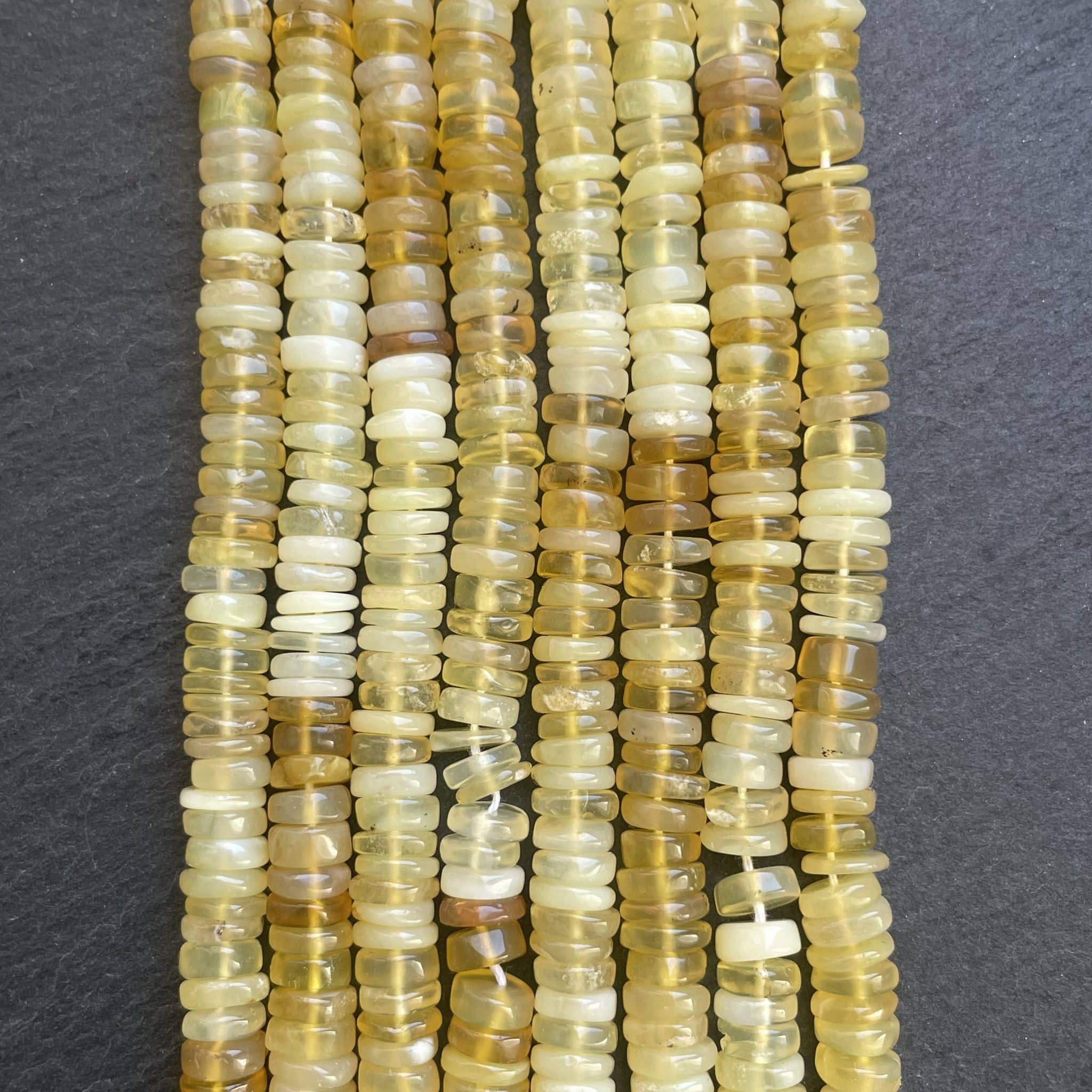 Heishi Opale Jaune 6-7mm (2)