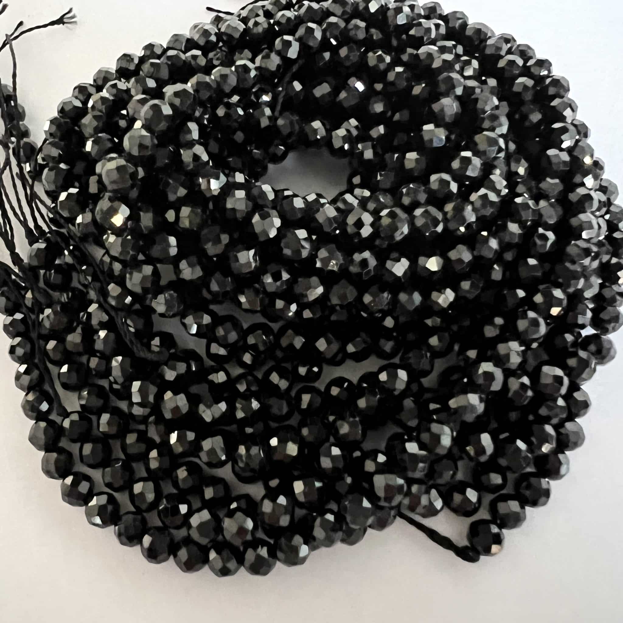 Spinelle noir 4mm