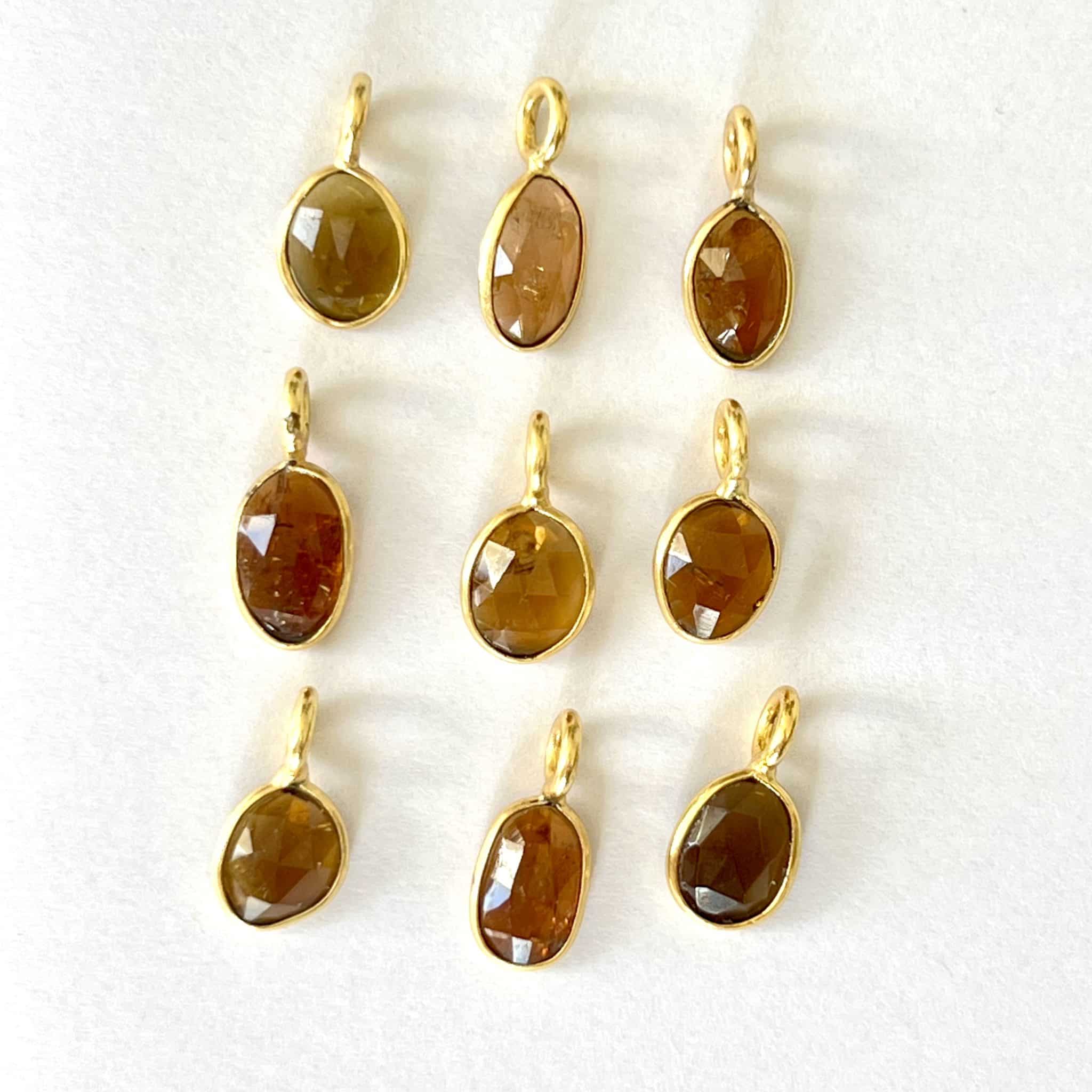 Grande Tourmaline Sertie Dorée