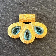 Pendentif Indien Trois Pétales Topaze Bleu