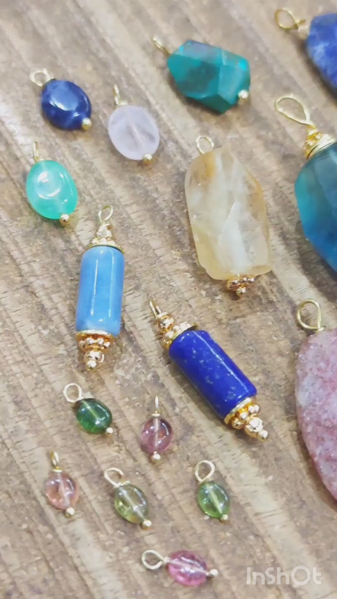 Charger la vidéo : Tuto pour créer un pendentif en pierre